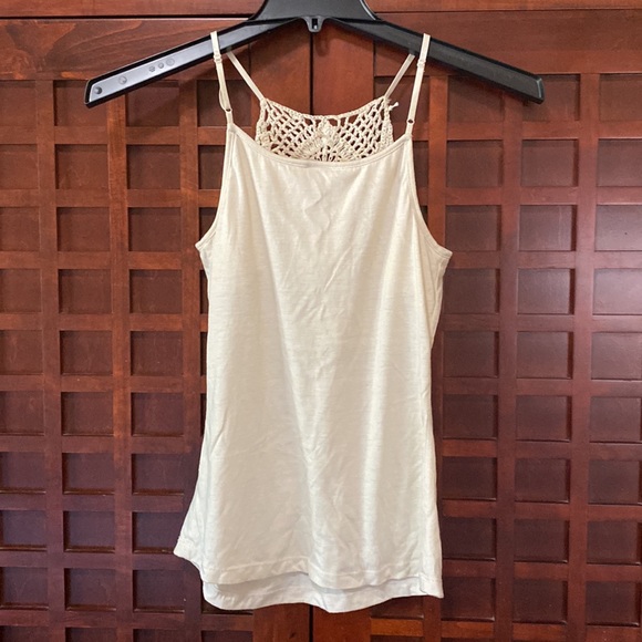 Mossimo Cream tank with built in bra - Picture 4 of 5